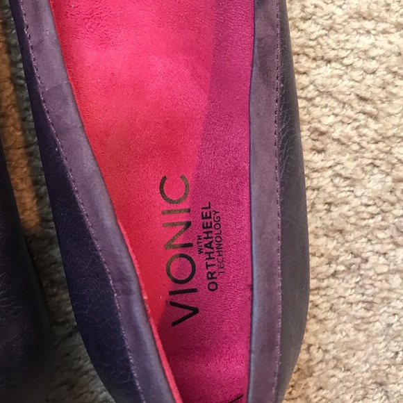 Vionic Orthaheel Shoes size 11 - Picture 4 of 4